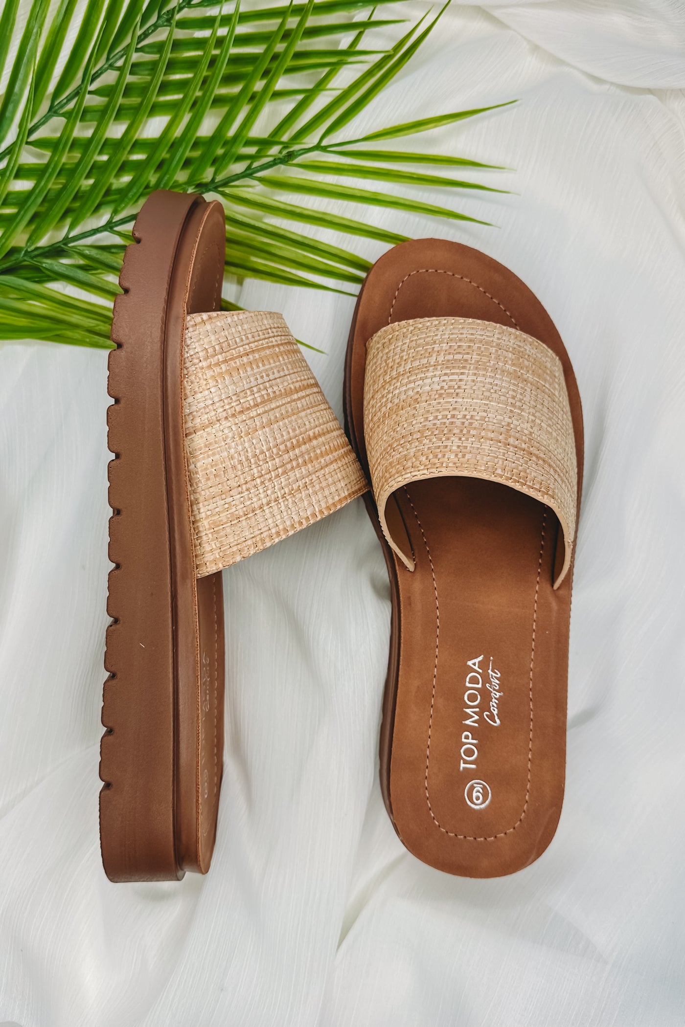 Toe Band Lugged Platform Slip On Sandals