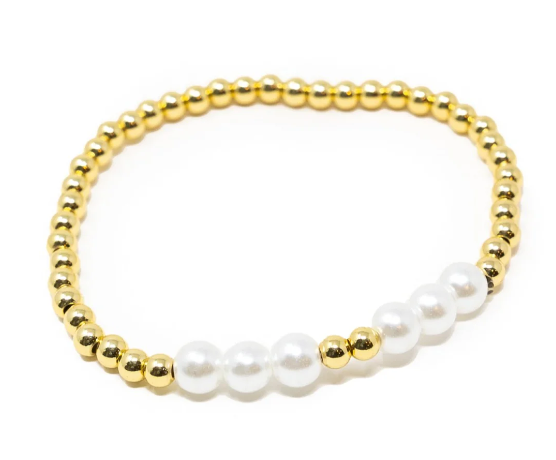 PRE-ORDER Sarah Pearl Bracelet shipping apx 2/19