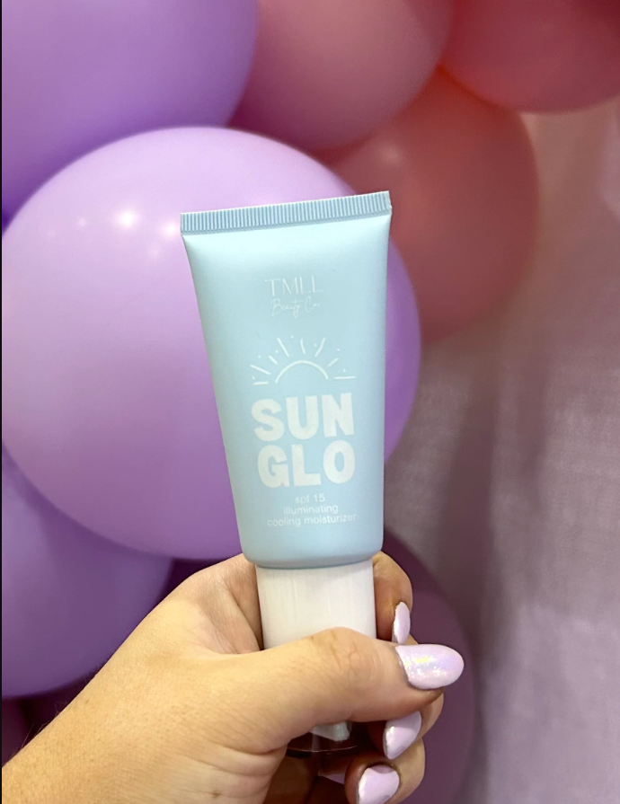 PRE-ORDER Sun Glo Cooling Moisturizer shipping apx 2/19