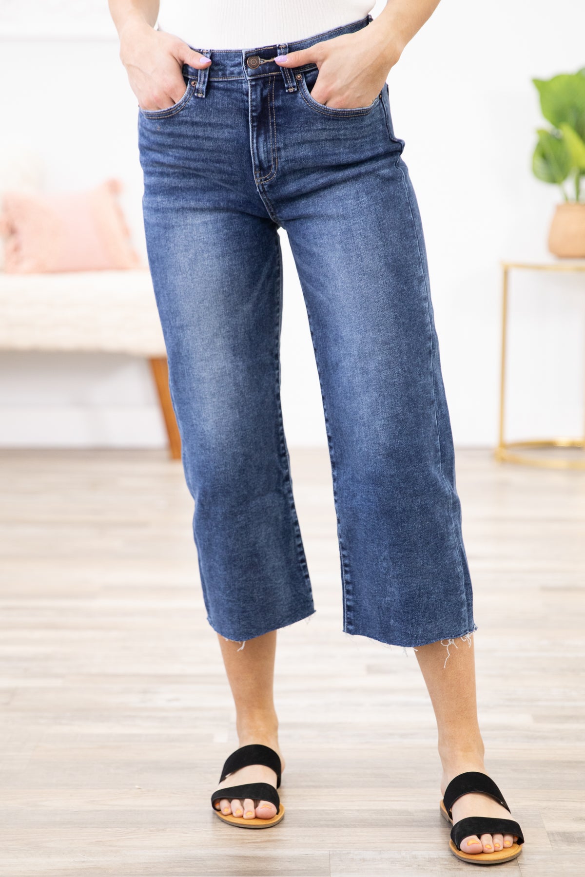 Raw hem clearance cropped jeans