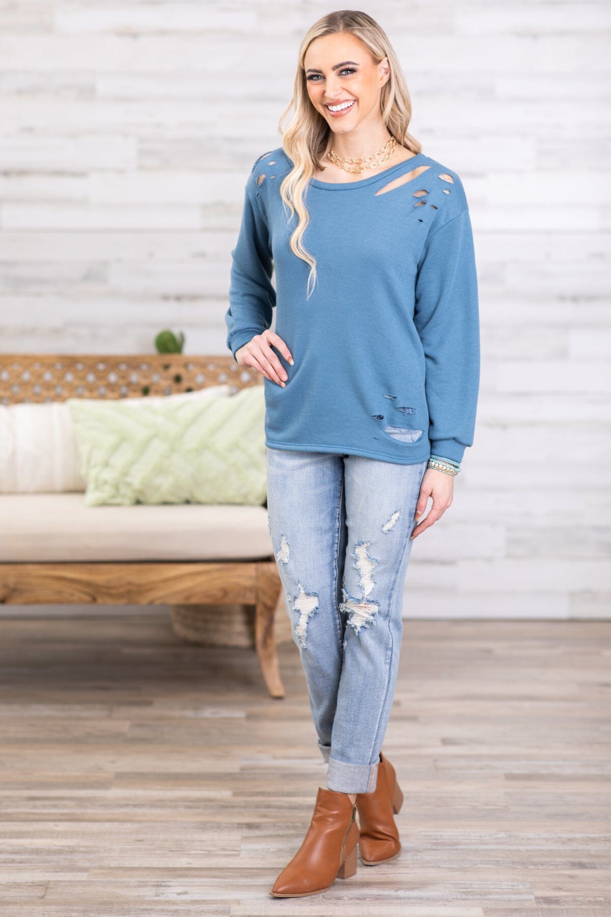 Dusty shop blue sweatshirt